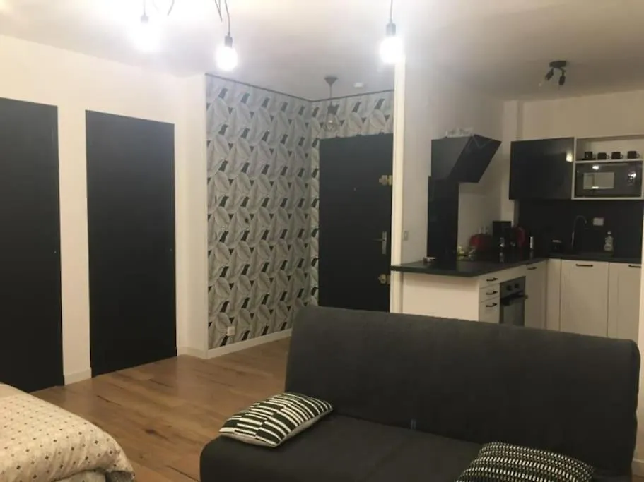 Apartment Studio Tres Agreable Avec Balcon Et Wi-Fi Sanary-sur-Mer