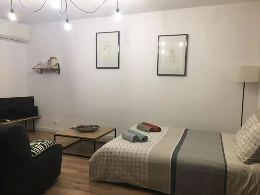 Studio Tres Agreable Avec Balcon Et Wi-Fi Sanary-sur-Mer